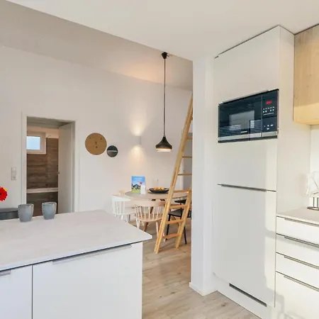 2 Bedroom Cozy In Lembruch-duemmer * Lembruch